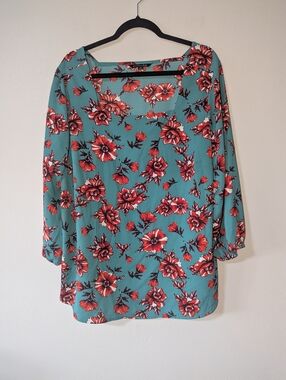 2X 41 Hawthorn Square Neck Floral Print Top